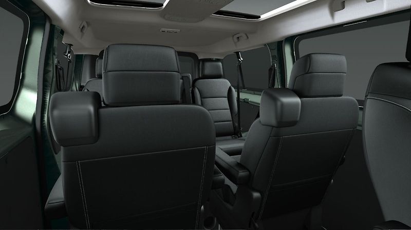 Opel Zafira (2026) L2 Eleg. 2.2 CDTi 180k AT-7sed - fotka 7 z 19