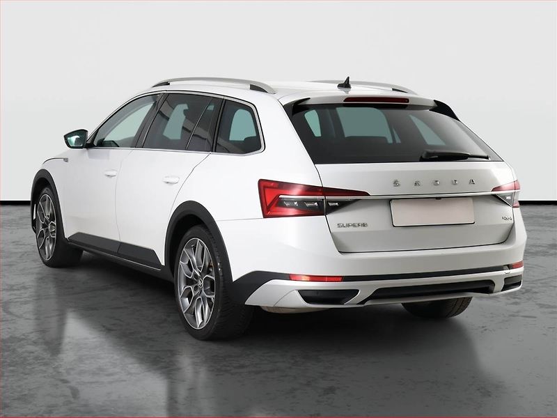 Škoda Superb (2020) Scout 2.0 TSI, ČR, NAVI - fotka 4 z 23
