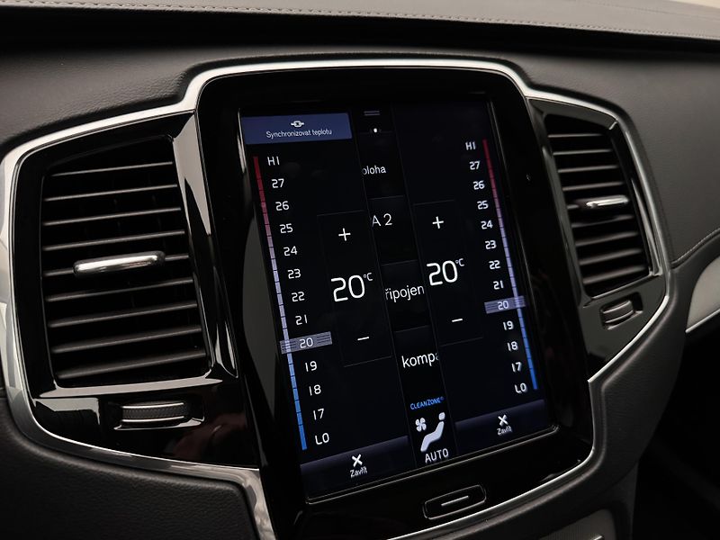 Volvo XC90 D5 AWD INSCRIPTION CZ 1.maj - fotka 41 z 54