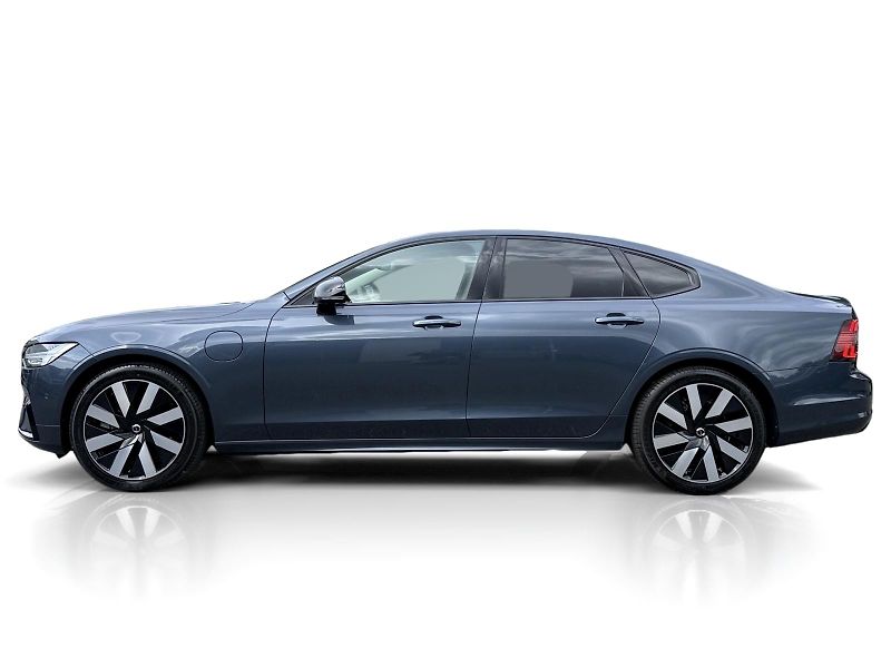 Volvo S90 T8 AWD // ULTIMATE // 335 kW - fotka 2 z 50