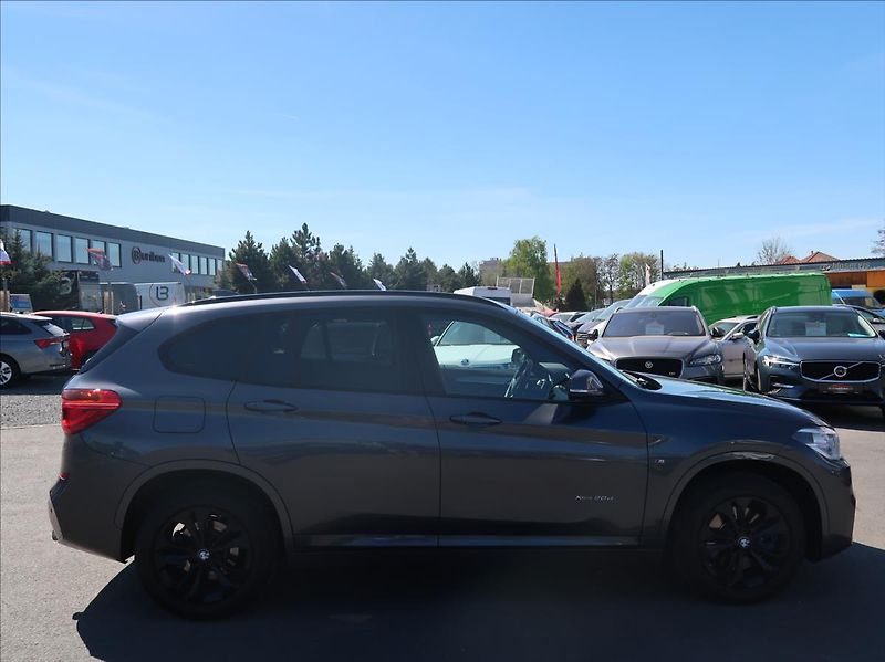 BMW X1 2,0 xd,140kW,ČR,M-Paket,DPH - fotka 5 z 27
