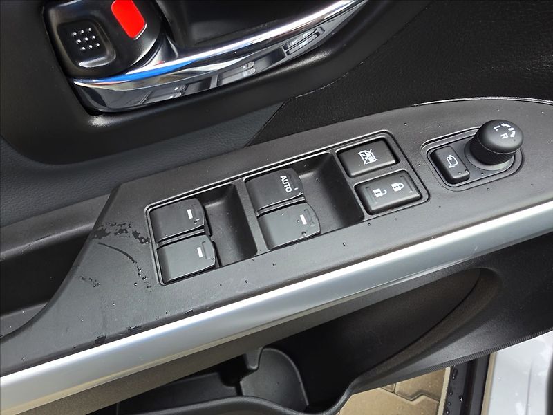 Suzuki S-Cross 1,4 Mild Hybrid AllGrip Premiu - fotka 14 z 45