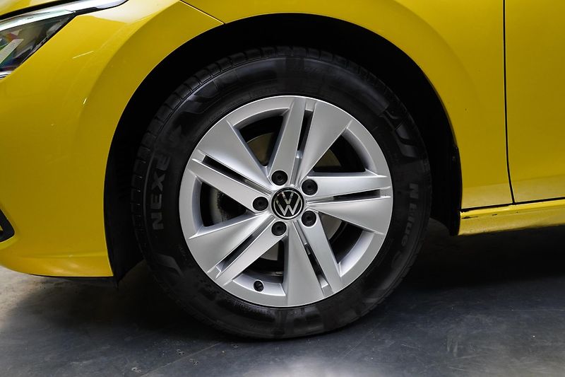 Volkswagen Golf - fotka 10 z 24