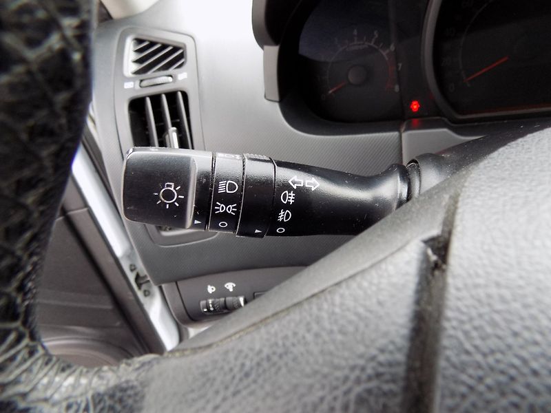 Kia Ceed (2012) 1.6GDi/2.Maj.ČR/Klimatizace/ - fotka 26 z 34