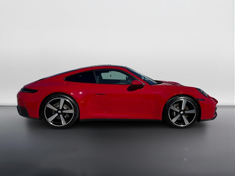 Porsche 911 Carrera - fotka 6 z 30
