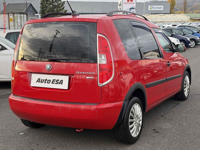 Škoda Roomster (2011) 1.6 TDi, ČR, Attractive - fotka 4 z 18