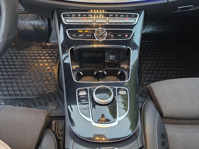 Mercedes-Benz Třídy E 2.2CDi 143kW AVANTGARDE*7-MÍST - fotka 23 z 54