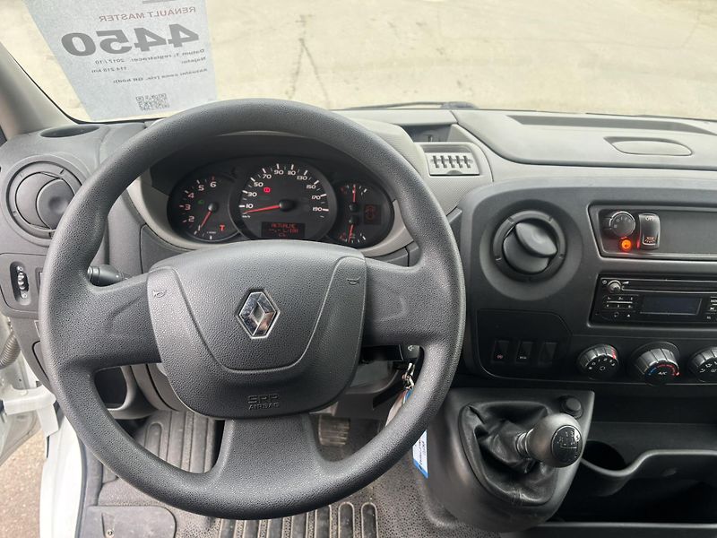 Renault Master dCi 145 EURO 6 minibus - fotka 11 z 20