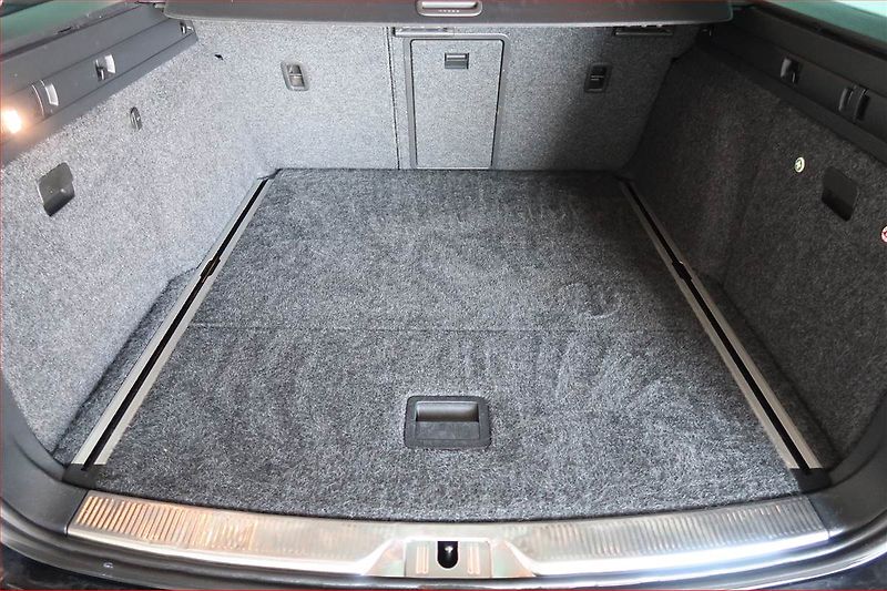 Škoda Superb (2013) Ambition 2.0 TDI, Automat - fotka 14 z 18