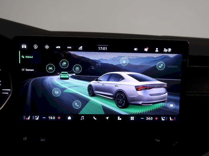 Škoda Octavia (2025) EXCLUSIVE 1.5TSI M-HEV 110KW D - fotka 29 z 47