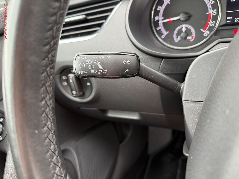 Škoda Octavia (2019) 1.6 TDi, ČR, Ambition - fotka 12 z 17