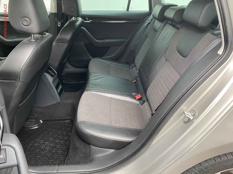 Škoda Octavia (2014) 1.6 TDi, Elegance, STK6/28 - fotka 10 z 19