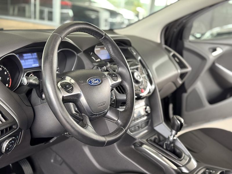 Ford Focus 1,6EcoBoost*110kW*Titan*Tažné - fotka 12 z 31