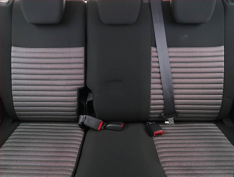Suzuki SX4 (2013) 1.6 VVT, Serv.kniha - fotka 10 z 15