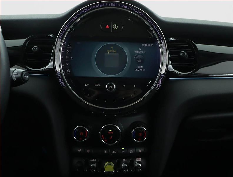 Mini Ostatní (2024) Cooper SE 32 kWh, SoH 100% - fotka 12 z 18