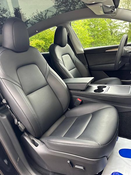 Tesla Model Y (2023) LONG RANGE DUAL MOTOR AWD 2023 - fotka 16 z 28