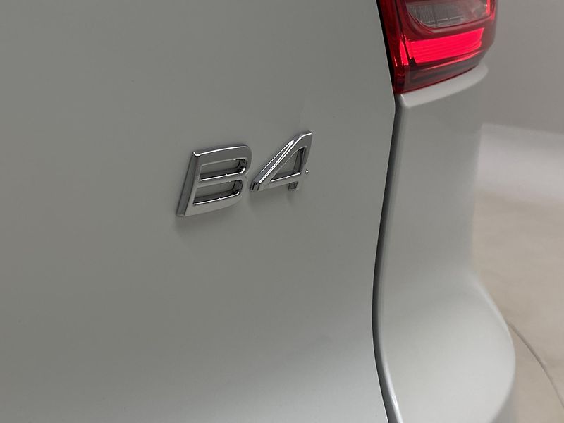 Volvo XC40 (2026) B4 AUT DARK PLUS - fotka 21 z 65