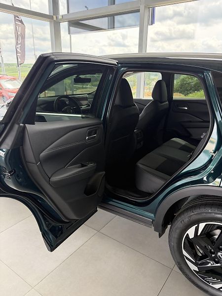 Nissan Qashqai (2026) N-Connecta 158k,AT,CCS karta!! - fotka 9 z 16