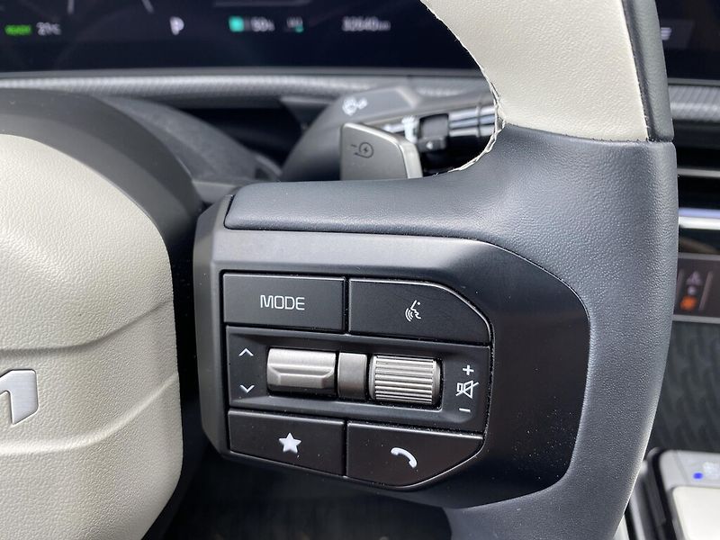 Kia EV6 239 kW / 84 kWh 4x4 GT-Line - fotka 15 z 30