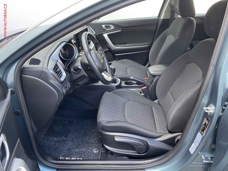Kia Ceed (2022) 1.0 T-GDi SW, 1.maj,ČR, Spin - fotka 9 z 18