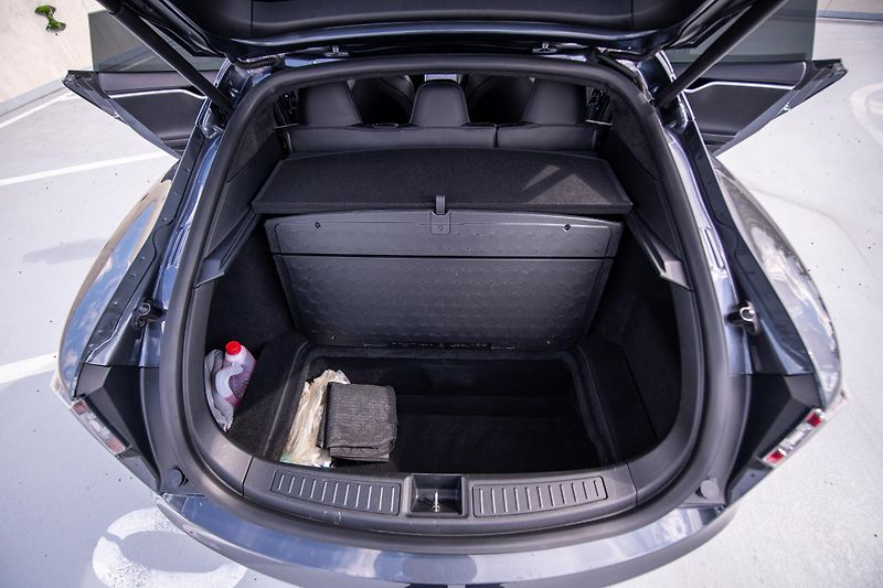 Tesla Model S (2017) 90D, nabíjení zdarma, FSD - fotka 24 z 37