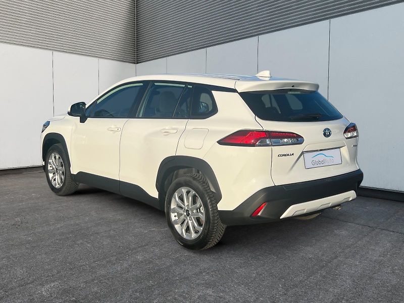 Toyota Corolla Cross (2023) HYBRID 146kW e-CVT 4X4 DPH - fotka 3 z 29