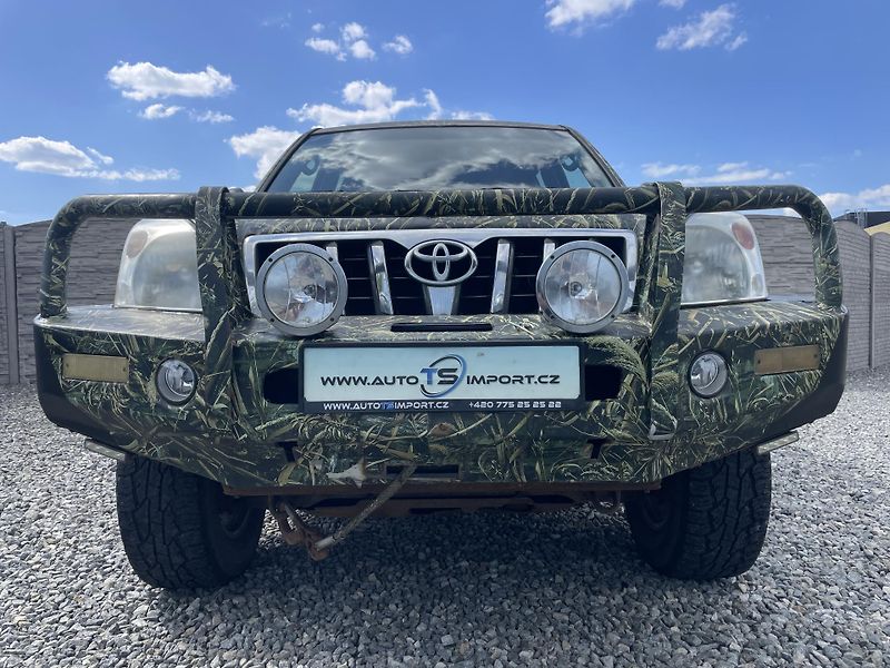 Toyota Land Cruiser 3.0TD 4x4 170PS AUT VÝBAVA !!! - fotka 92 z 180