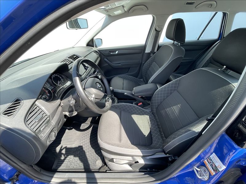 Škoda Fabia 1,0 TSI Combi Ambition Plus - fotka 4 z 21