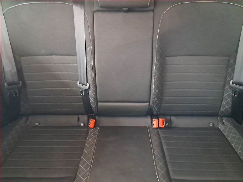Škoda Rapid (2019) 1.0 TSI, Tempomat - fotka 10 z 17