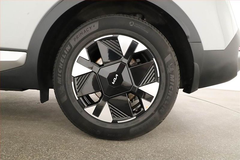 Kia Sportage (2025) 1.6 T-GDI, Exclusive, Navigace - fotka 12 z 24