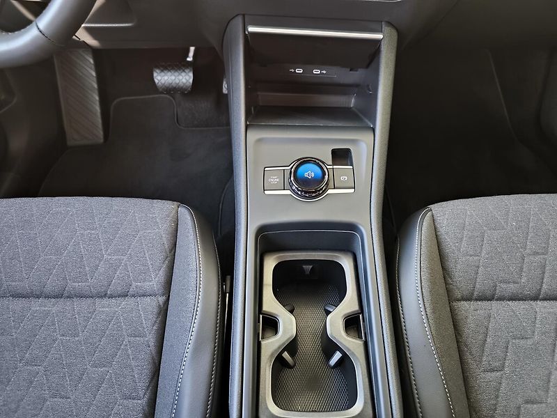 Volkswagen Tiguan 1,5 TSI 96 kW Life DSG - fotka 14 z 21