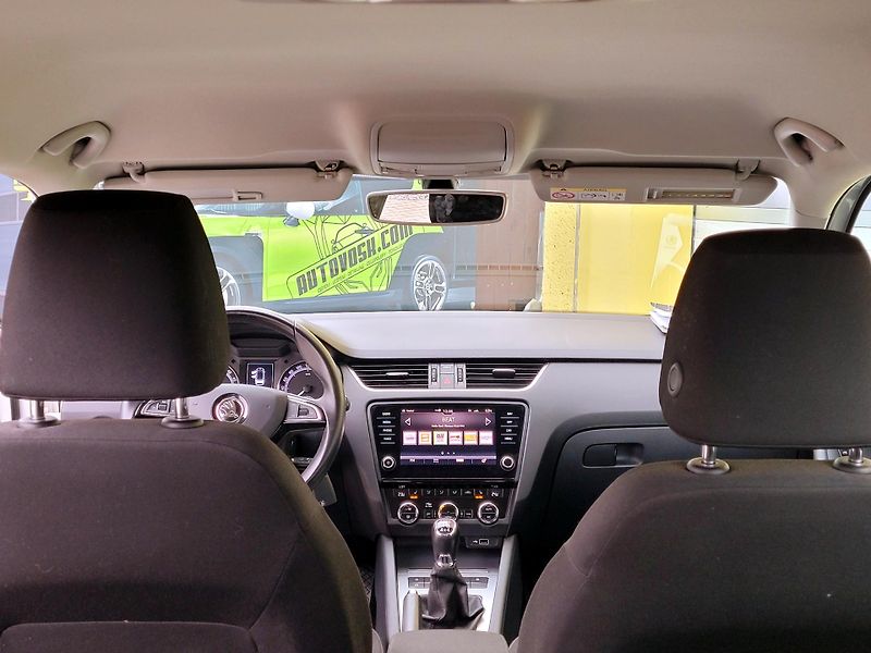Škoda Octavia 1,6TDi SERV.KNÍŽKA,CEBIA 4x4 - fotka 16 z 46