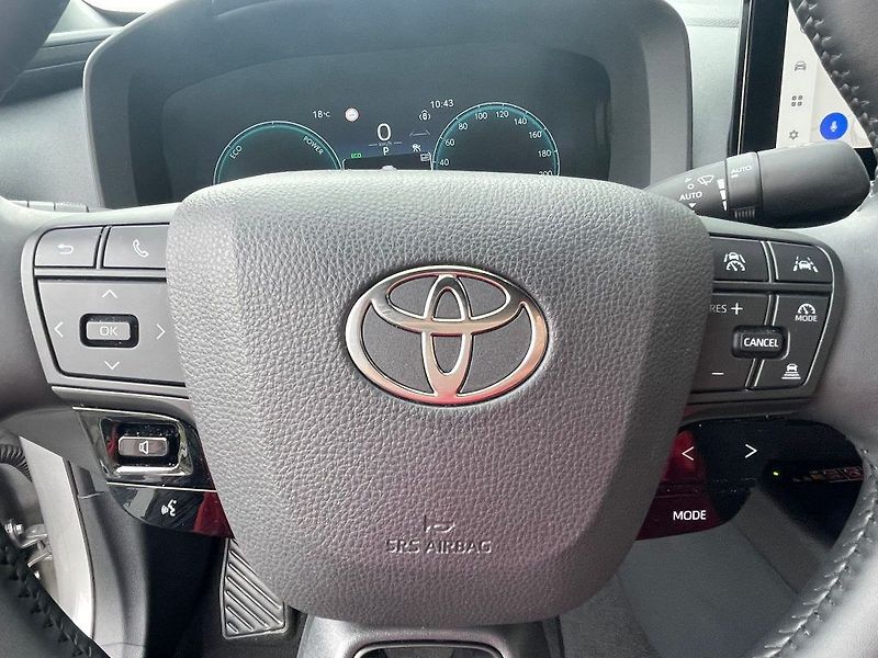 Toyota C-HR 1.8L Style Hybrid 2x4 - fotka 21 z 23