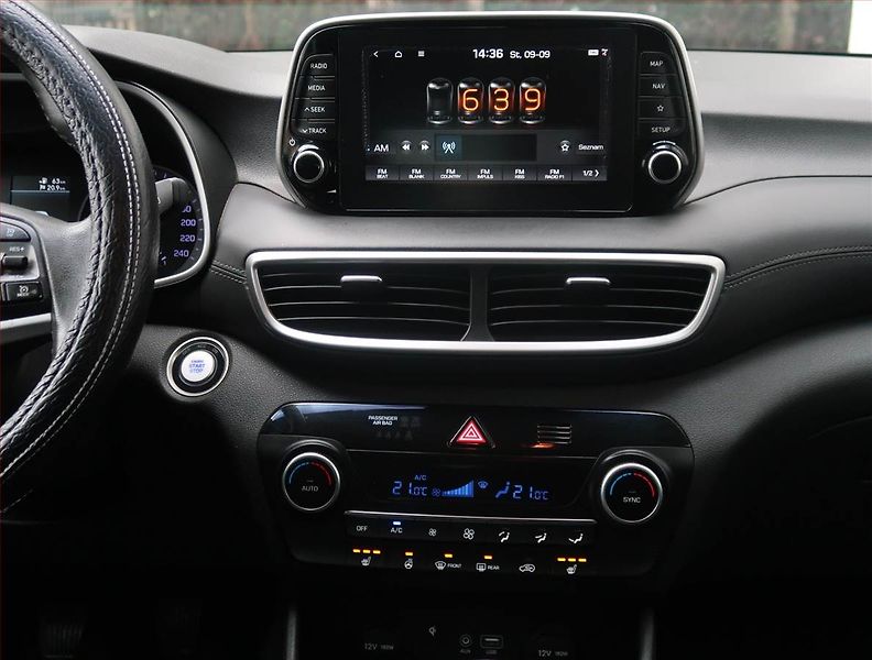Hyundai Tucson (2019) 1.6 CRDi, 4X4, ČR,1.maj - fotka 12 z 19