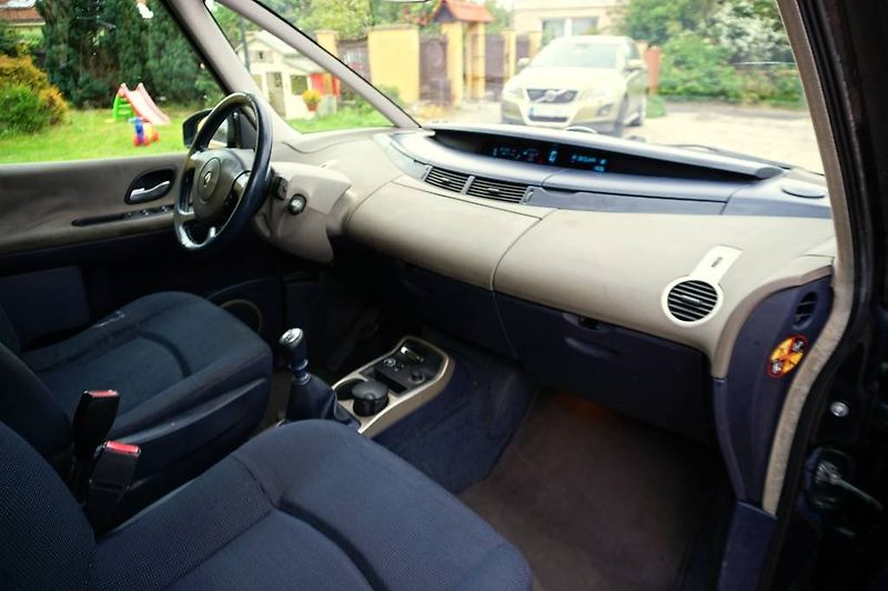 Renault Espace (2005) EXPRESION 1,9 DCI 88 kW - fotka 23 z 41