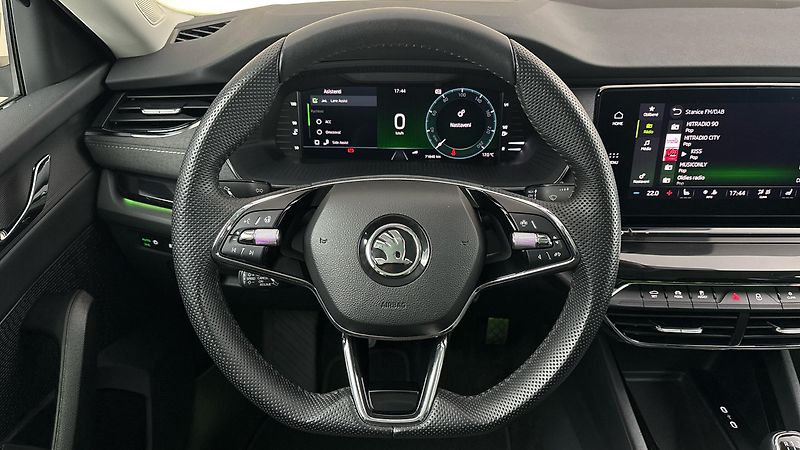 Škoda Octavia 2.0 TDI Style Combi - fotka 9 z 26