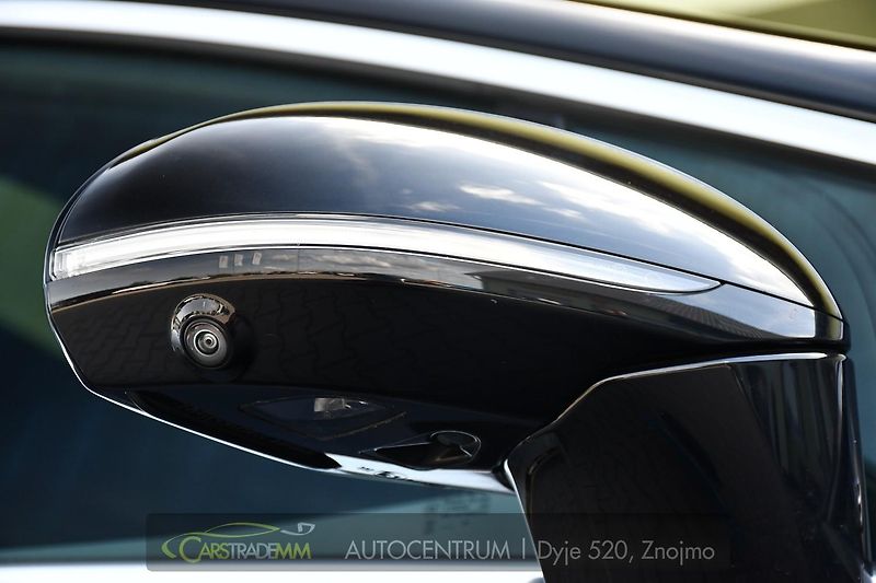 Mercedes-Benz EQS 580 4M SUV HYPERSCREEN K360°  - fotka 55 z 60