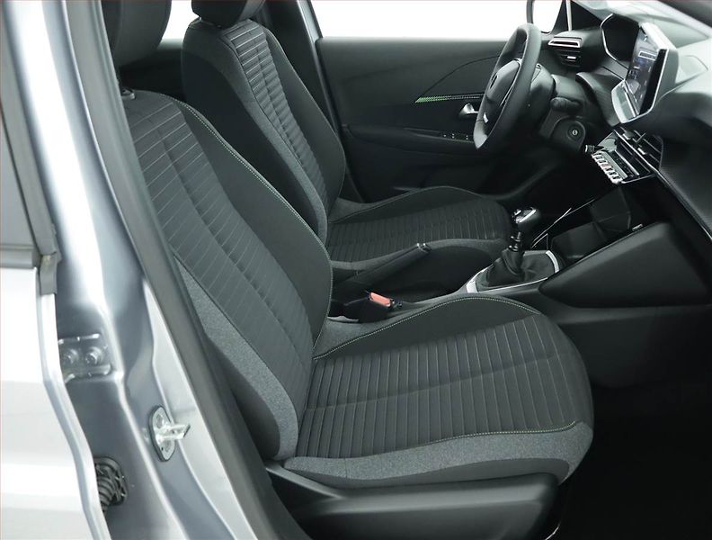Peugeot 208 (2024) Active 1.2 PureTech - fotka 9 z 15