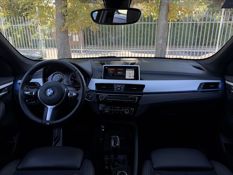 BMW X1 20d xDrive M-Paket - fotka 10 z 28