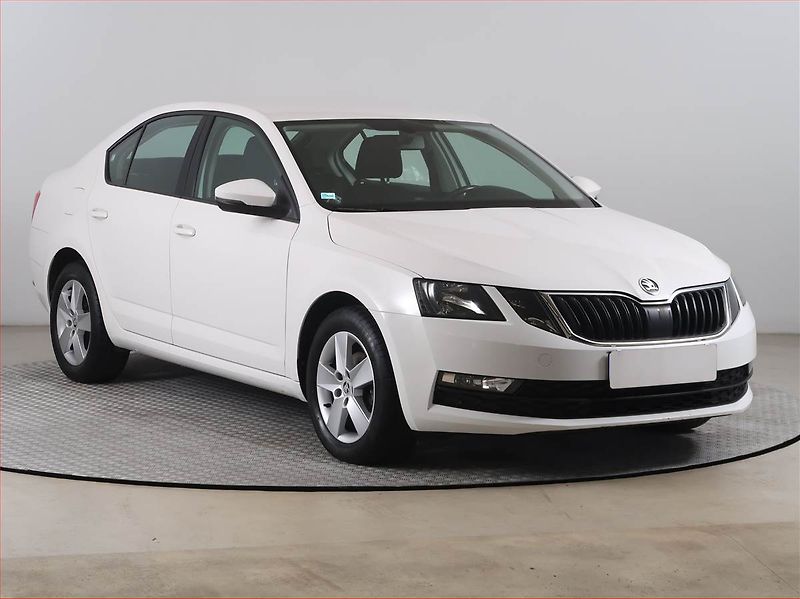 Škoda Octavia (2017) 1.6 TDI, Serv.kniha, Tempomat - fotografie inzerátu
