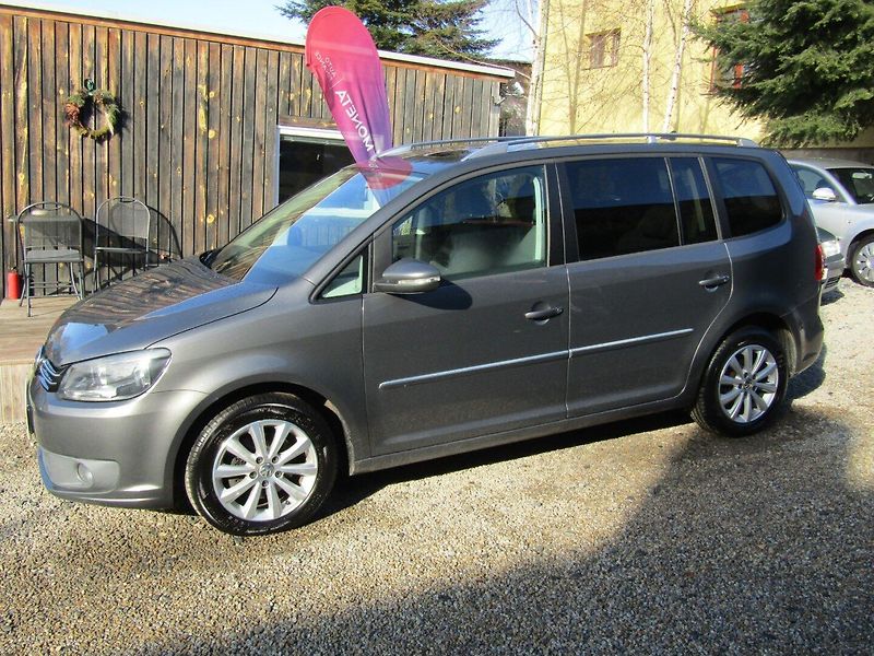 Volkswagen Touran (2011) 1.6 TDI 77kW  ROZVODY - fotka 2 z 47