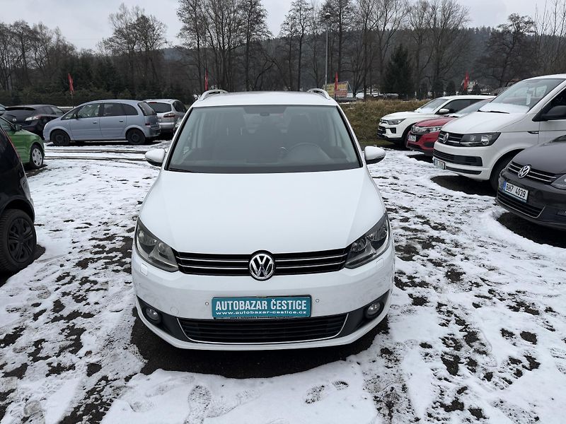 Volkswagen Touran 2.0 TDI STYLE - fotka 2 z 21
