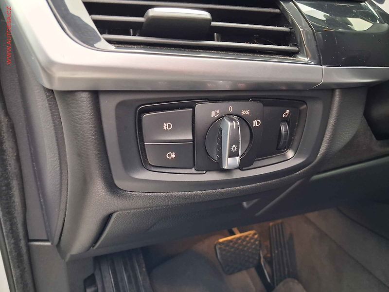 BMW X5 (2014) 2.0 D xD, ČR, AT, navi, bixen - fotka 15 z 21