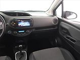 Toyota Yaris (2015) 1.5 Hybrid, Automat, Tempomat - náhled 8