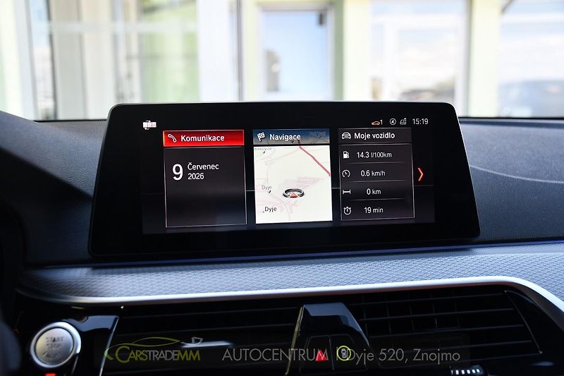BMW Řada 5 530xD M-SPORT H&K HUD ACC PANO - fotka 29 z 51