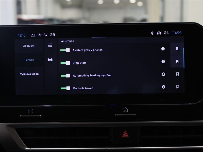 Citroën C4 1,2 PT 96kW AT MAX Facelift - fotka 15 z 26