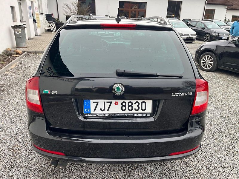 Škoda Octavia (2010) RS 2.0 TSi Xenony,NAVI - fotka 3 z 17