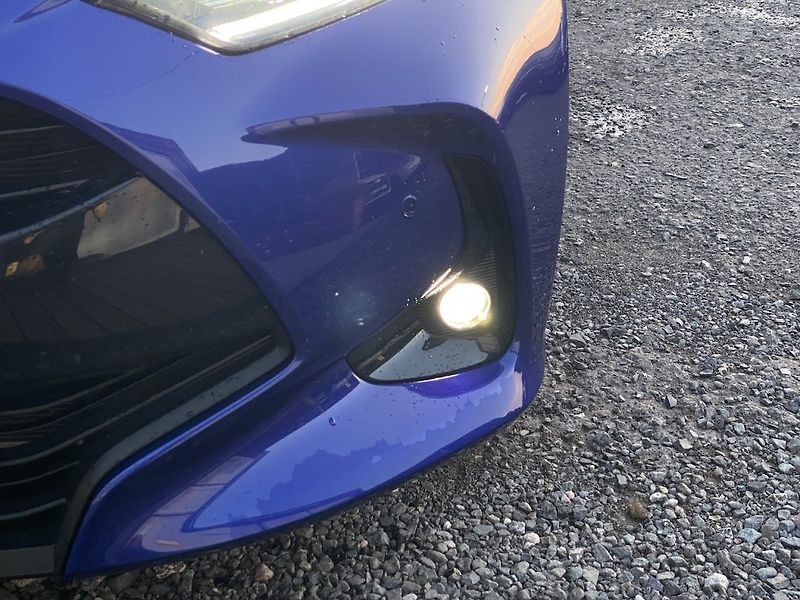 Toyota Yaris 1.5HEV, ČR, Style, DPH - fotka 9 z 16