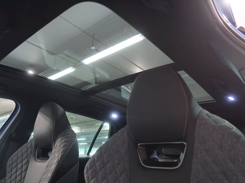Škoda Octavia (2025) SPORTLINE 2.0TDI 110KW DSG TAŽ - fotka 15 z 42